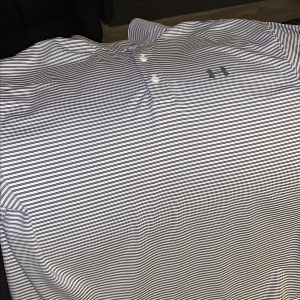 Under Armour Mens Golf polo. Size Large